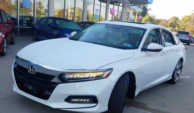 2020款雅阁到店新车重度升级一脚256马力帕萨特都不够看