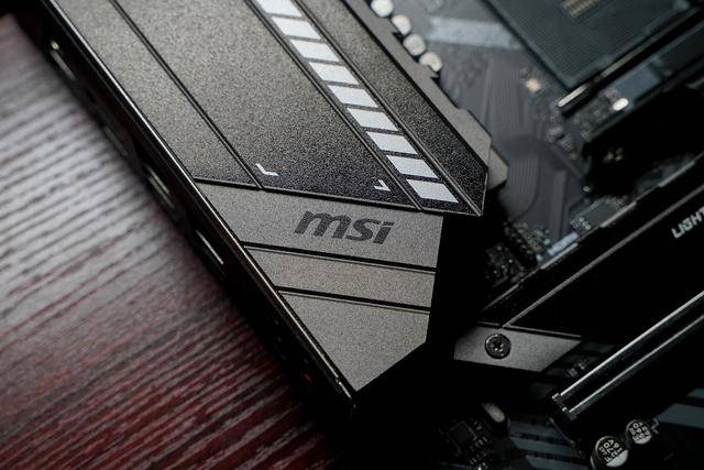 本体|2K必选的PCIe4.0固态 WD_BLACK SN850