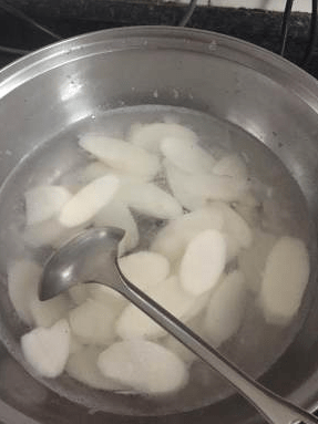 山药和淮山是一种类型的吗 ae2301ba524e407f898cb8f55f6b950e.png