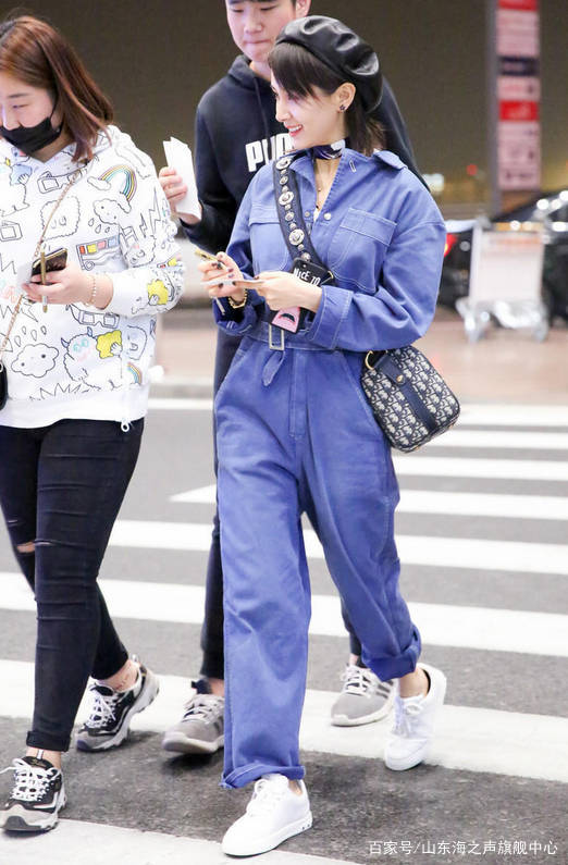 f0466455aec44ee1a9f849b349a9b4df.jpeg