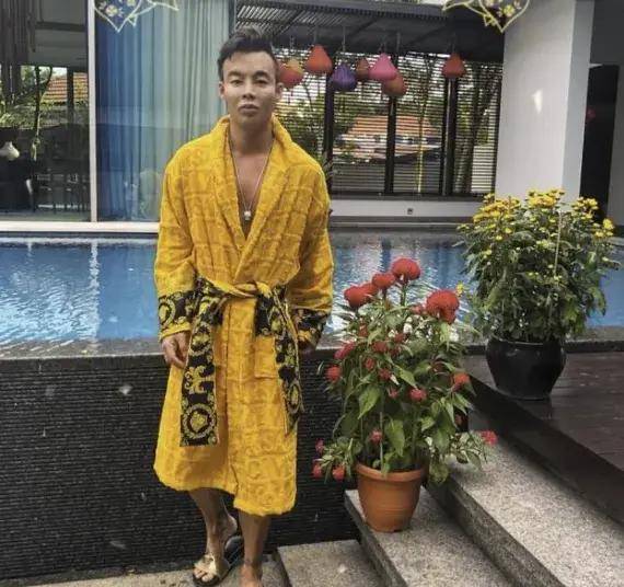 亚洲富豪闪瞎眼新加坡富二代