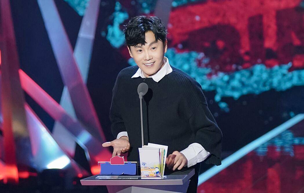 原创李诞刚曝出吐槽大会的内幕伊能静就diss编剧秦昊左右尴尬