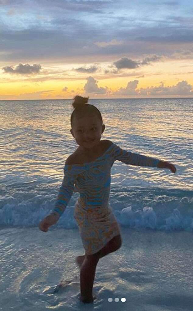 stormi三岁生日!凯莉·詹娜的庆祝阵仗依然豪气十足