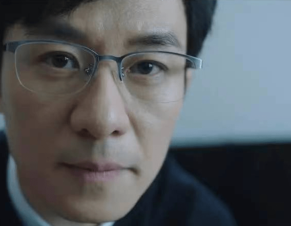 原创阳光之下收官也没等到杨雨泽反水白月光终是被李东恒演废了