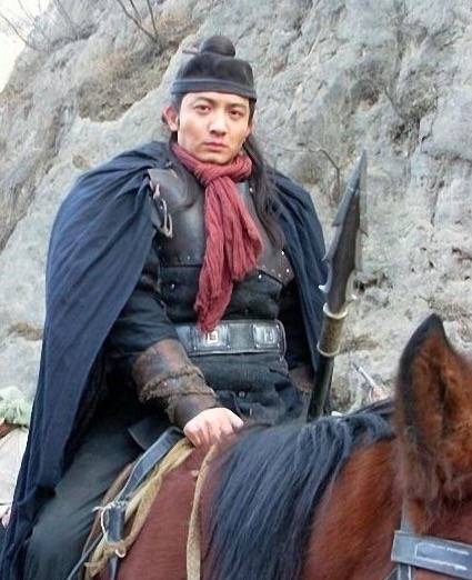 水浒好汉有火眼的不一定是孙悟空还可能是吃人肉的邓飞