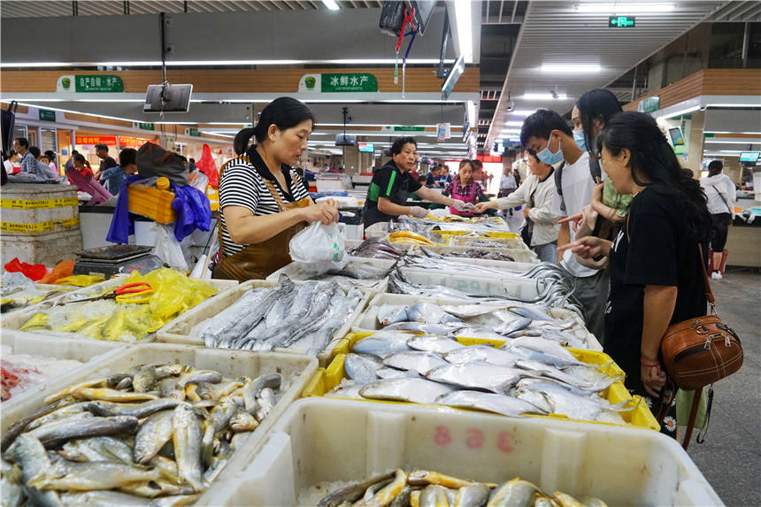 春节的年味，就在浙江的这个海鲜市场里，物美价廉，品种也超多