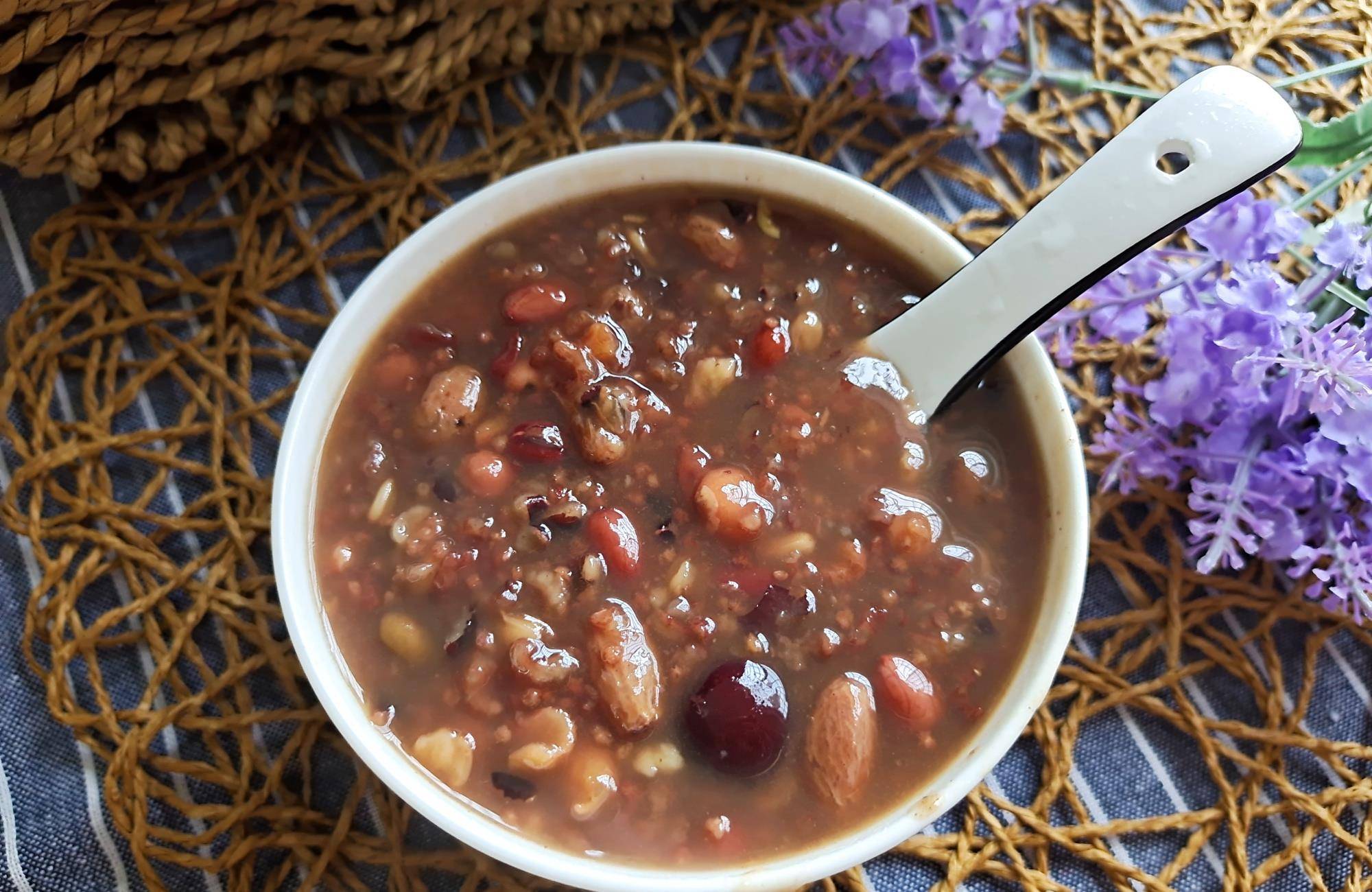 明天腊八节,分享7种传统的腊八美食,吉祥如意寓意好_腊八粥