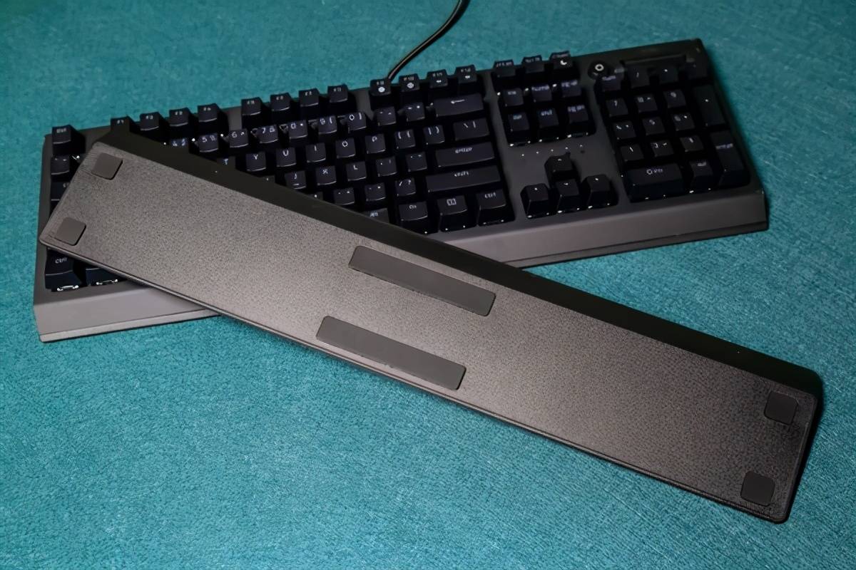 原创燃爆灯厂走心升级之作雷蛇黑寡妇v3黄轴机械键盘尝鲜体验