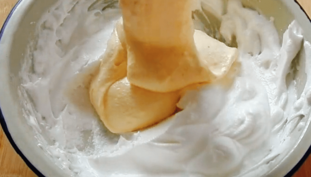 电饭煲鸡蛋糕蓬起来又塌了 39bcb5175d484683abbddfbd3276d31c.png
