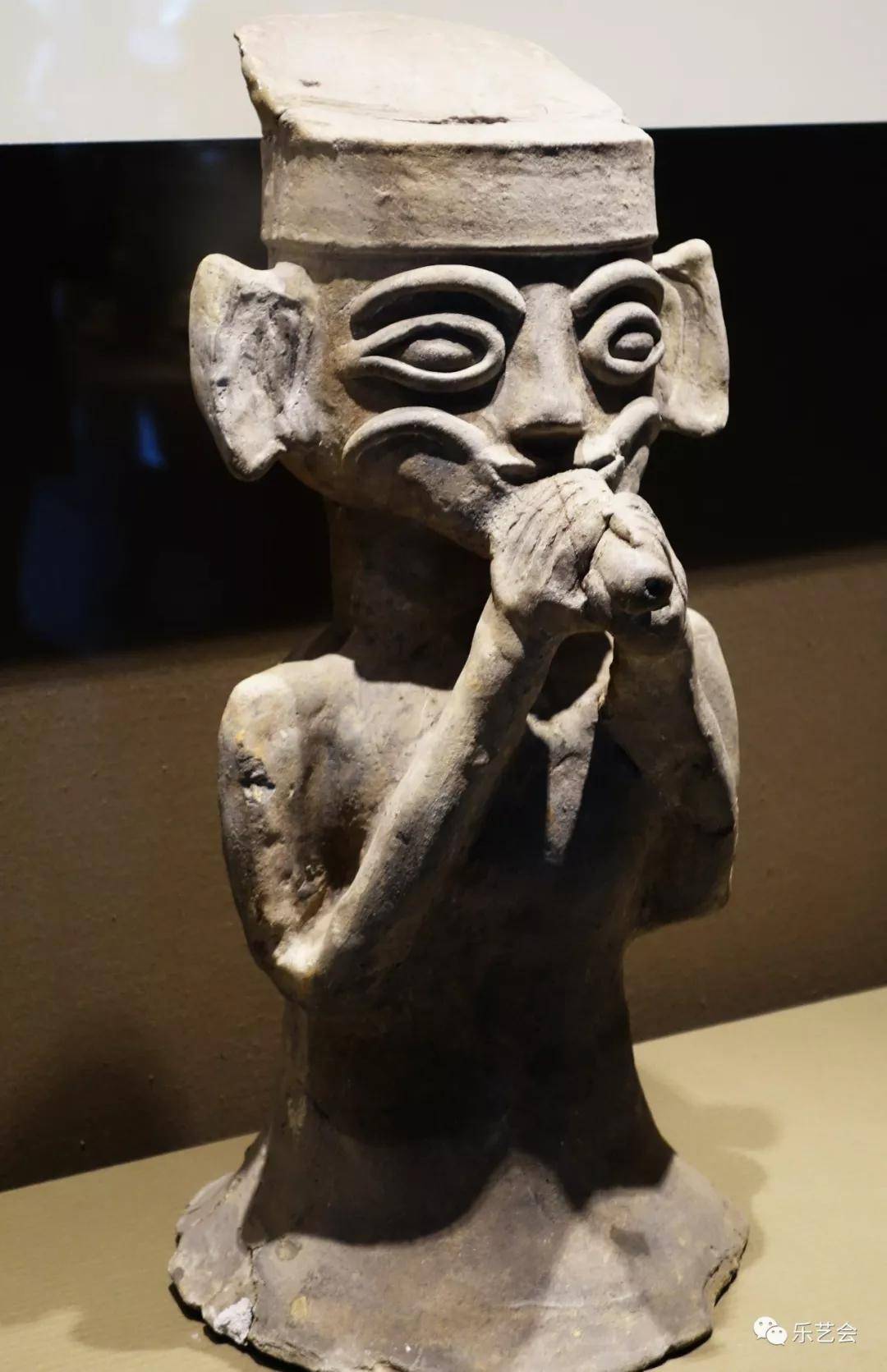 戛戛独造成汉陶俑成都博物馆文物巡礼