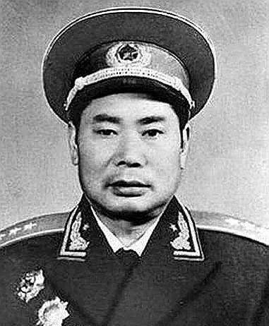 上将三杨,最先入朝参战的是谁,最先担任志愿军司令员的又是谁_杨得志