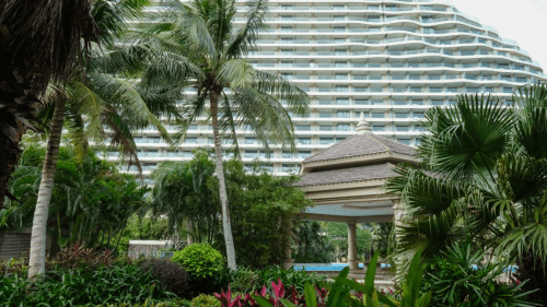 什么房子适合旅居养老?海南佰悦湾亚墅给出全新解决方案