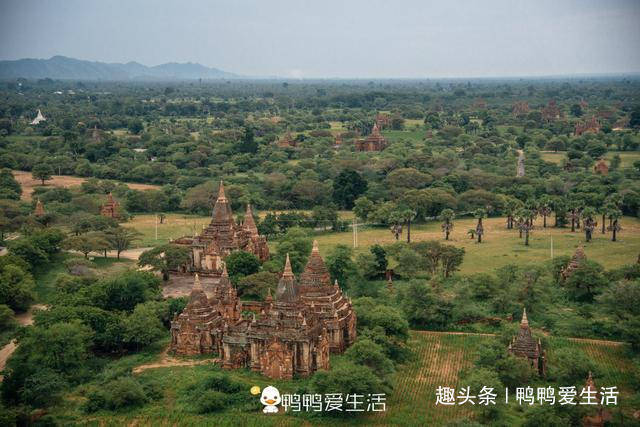 缅甸旅游必打卡城市，曾有448万座佛塔，坐马车游览是最好方式！