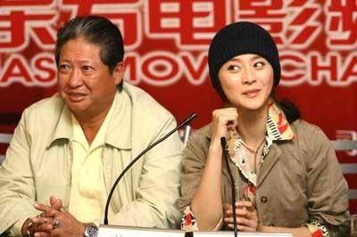 洪金宝女儿36岁至今未嫁,美貌身材都不输范冰冰,网友:这谁敢娶_洪煦榆