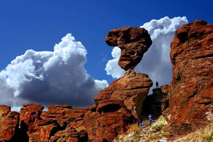 世界上最神奇的六块石头,大自然鬼斧神工的杰作,一块就在我国_飞来石