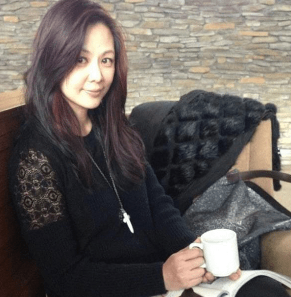 他片酬高于李小龙帮成龙摆平风波被林青霞倒追70交小40岁女友