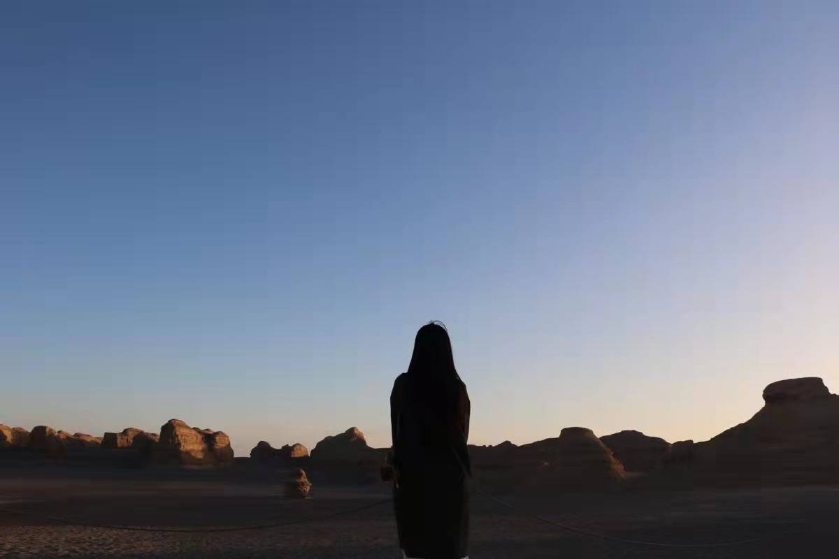 人怎么才能变得坚强 235b6525208f4a1a99eb44896bf500f7.jpeg