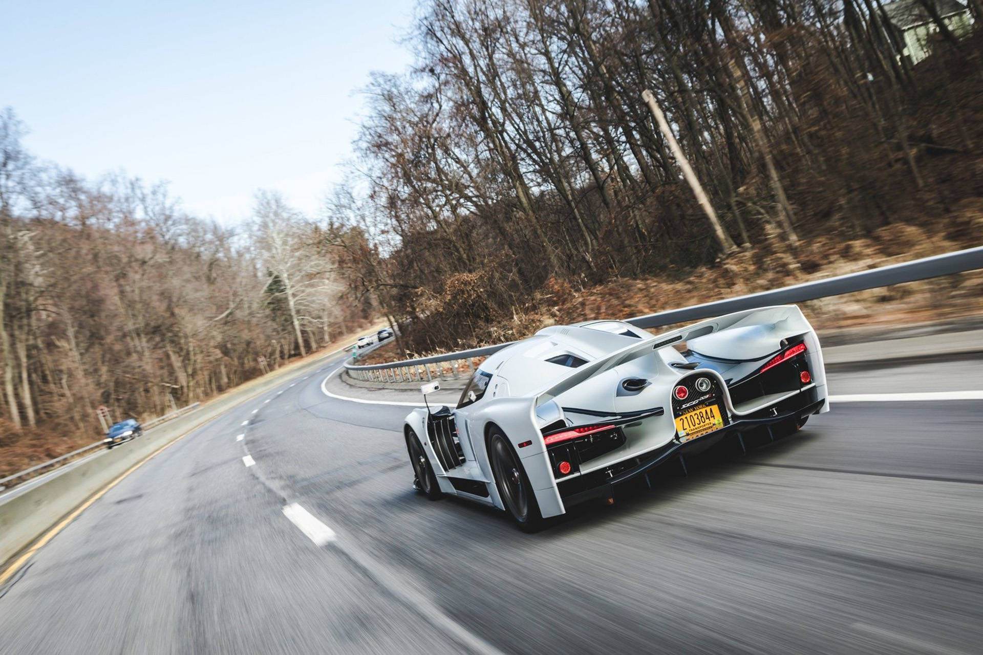 限量超跑scg003s4月亮相纽约车展320余项升级