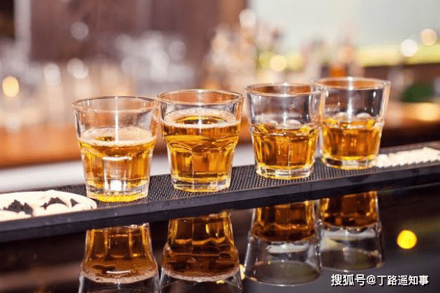 老总喝多酒_喝多了图片