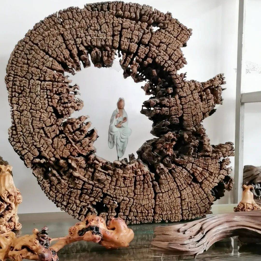 热烈欢迎根雕品牌商家入驻阳明花鸟文化旅游城!