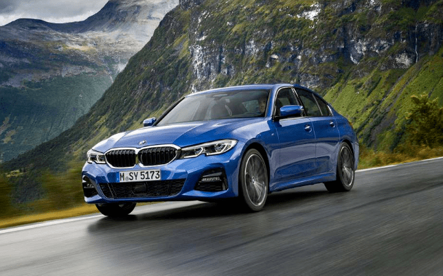 正月初二走亲串门 B级豪车傍身 钱没花多少面子十足 雷克萨斯