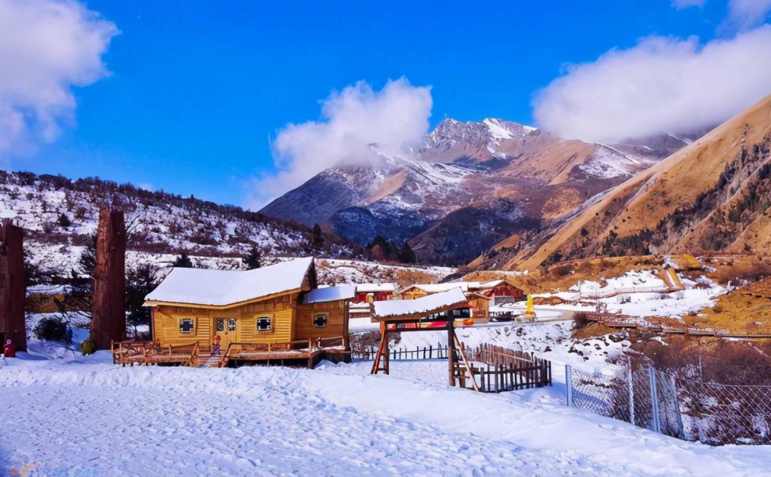 四川盆地可不止有盆地，鹧鸪山的漫天飞絮，达古冰川的奇异风采