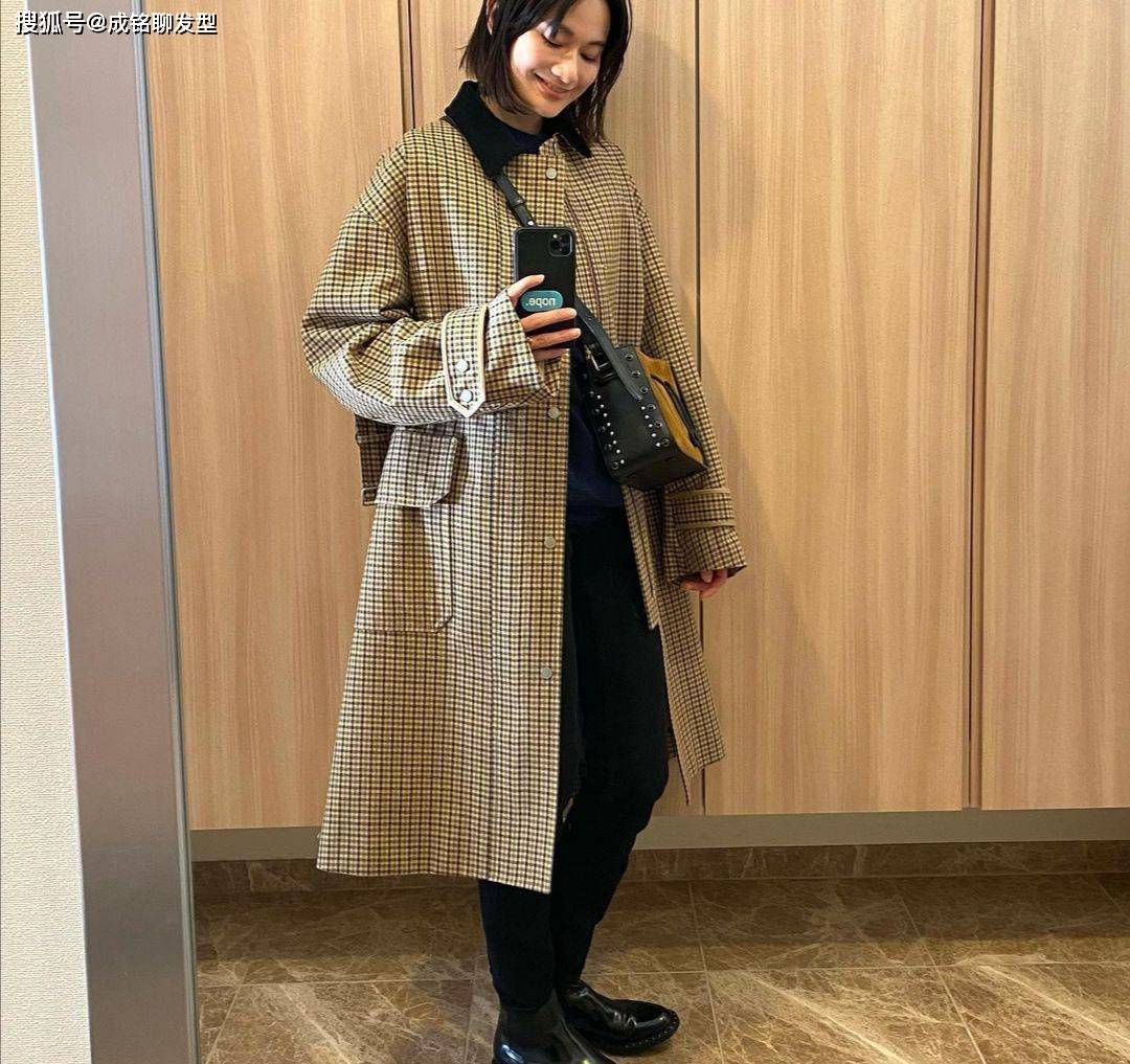 潮流穿搭分享女博主 6e66c0ab65b6431fa9f914db59d9327e.jpeg