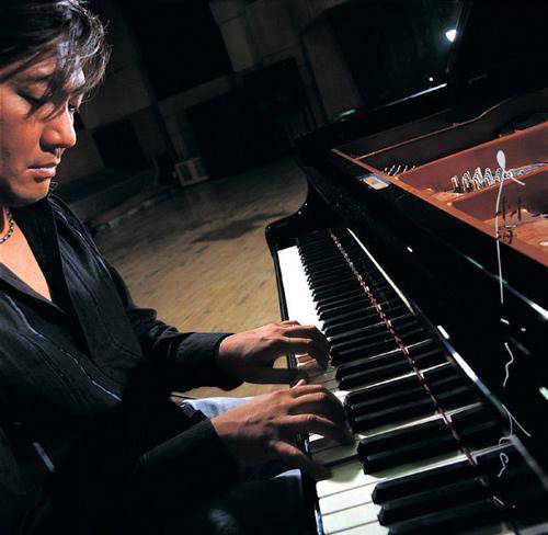 原创音乐人林海取关小他27岁娇妻老夫少妻的婚姻陷入离婚传闻