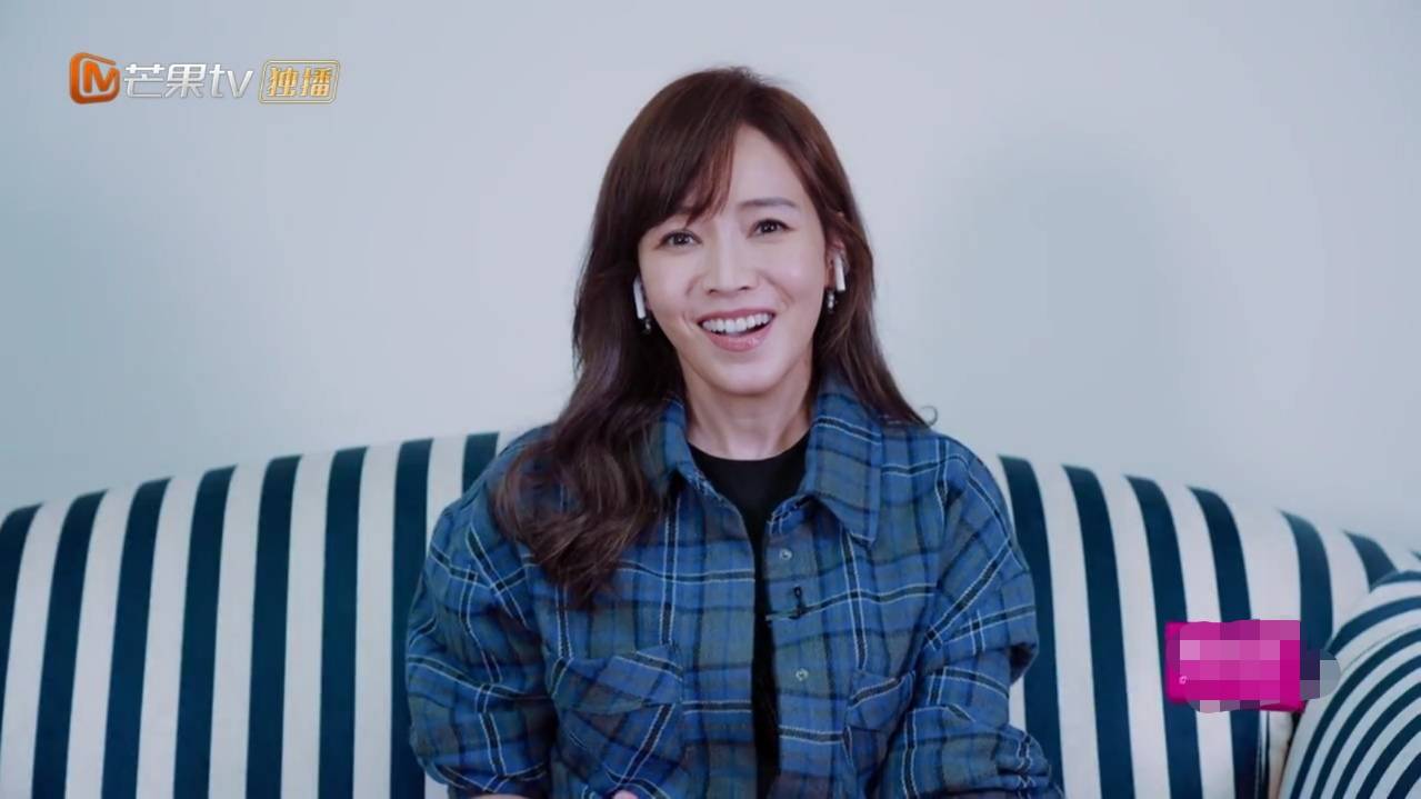 并不取决于他的外貌,就像侯佩岑这样,尽管自己有非常好的外在条件和不