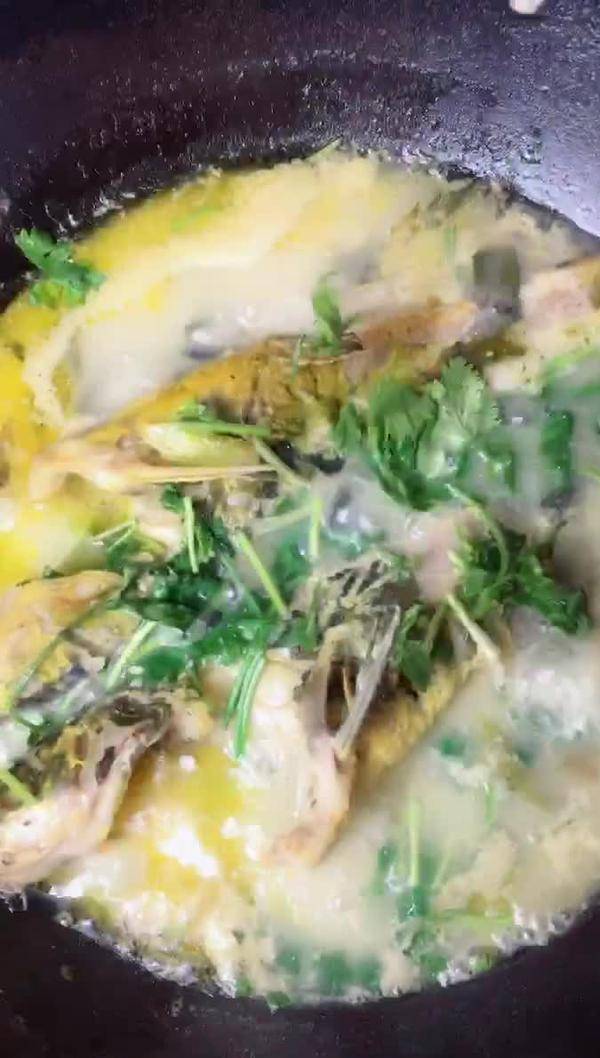 原创嘎鱼汤小火慢炖好美味汤白肉鲜无刺有营养孩子能喝一大碗