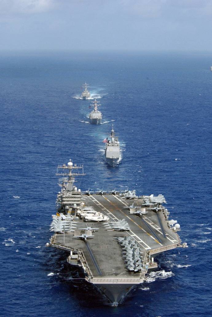 林肯号航空母舰作为后续建造的尼米兹级航母,在不断植入新技术和新