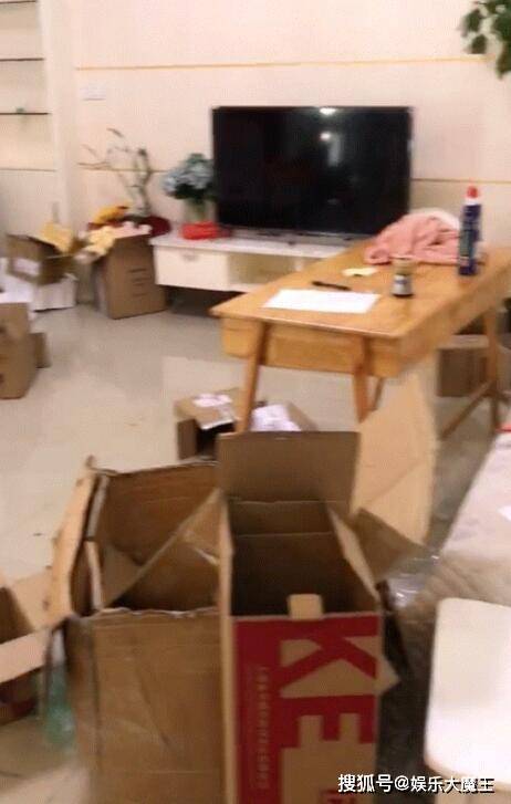 原创李湘发声明回应租房争议疑甩锅房东，房东：和李湘方协商后才请人打扫