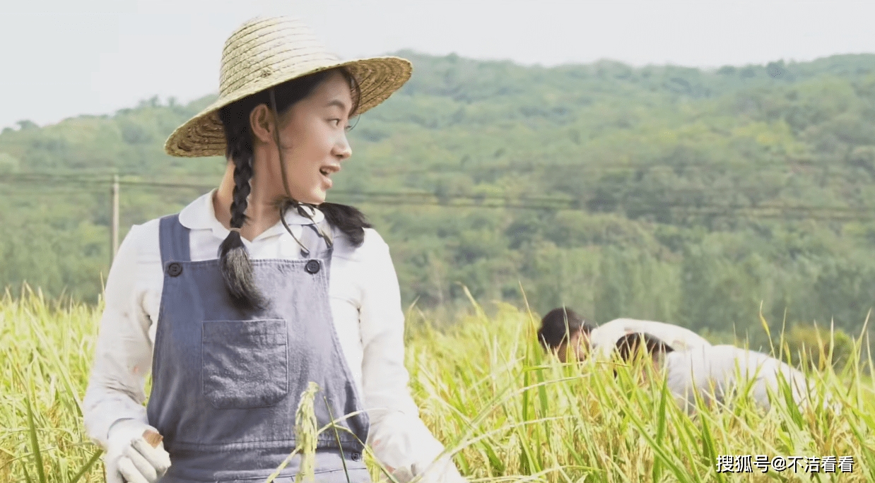 你好李焕英白雅文图片