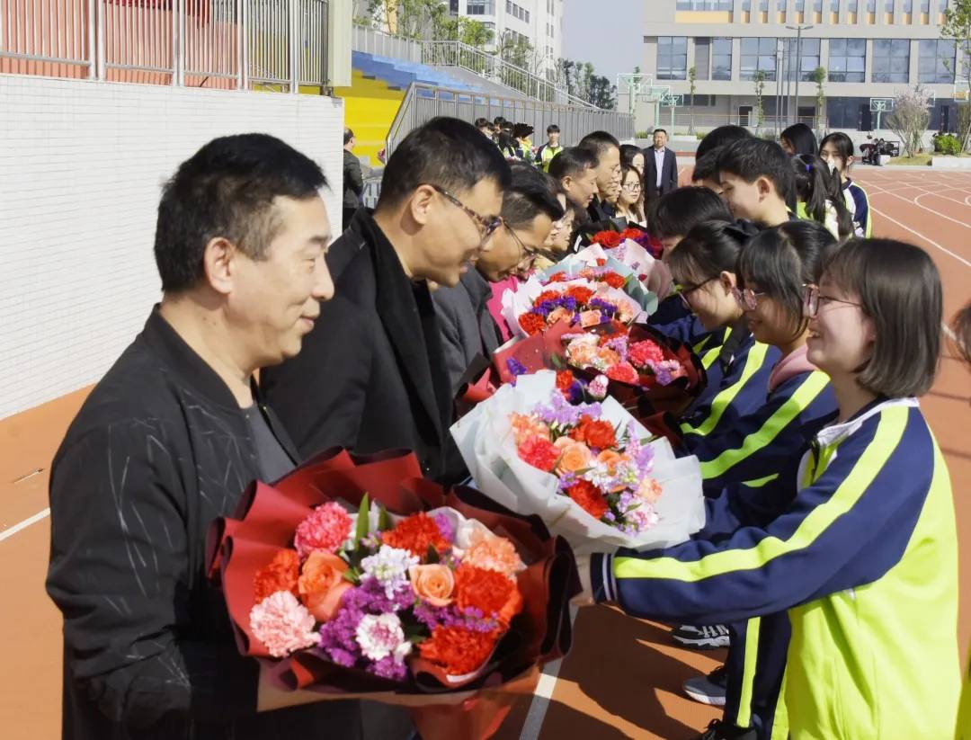 澧县第二中学2021年春季开学典礼隆重举行_学校党委