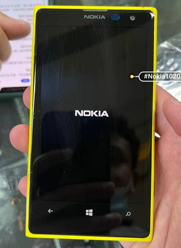 诺基亚 Lumia 1020，我死得早，但你永远记得我