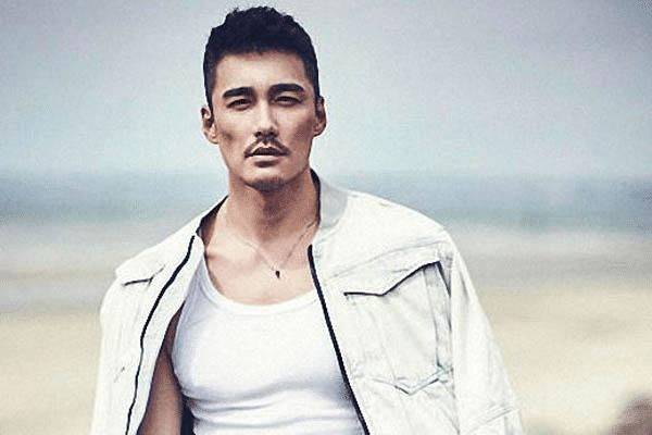 咋样才能成为男模 00a00c8ac52a4adb969ac3e50fafa32d.jpeg