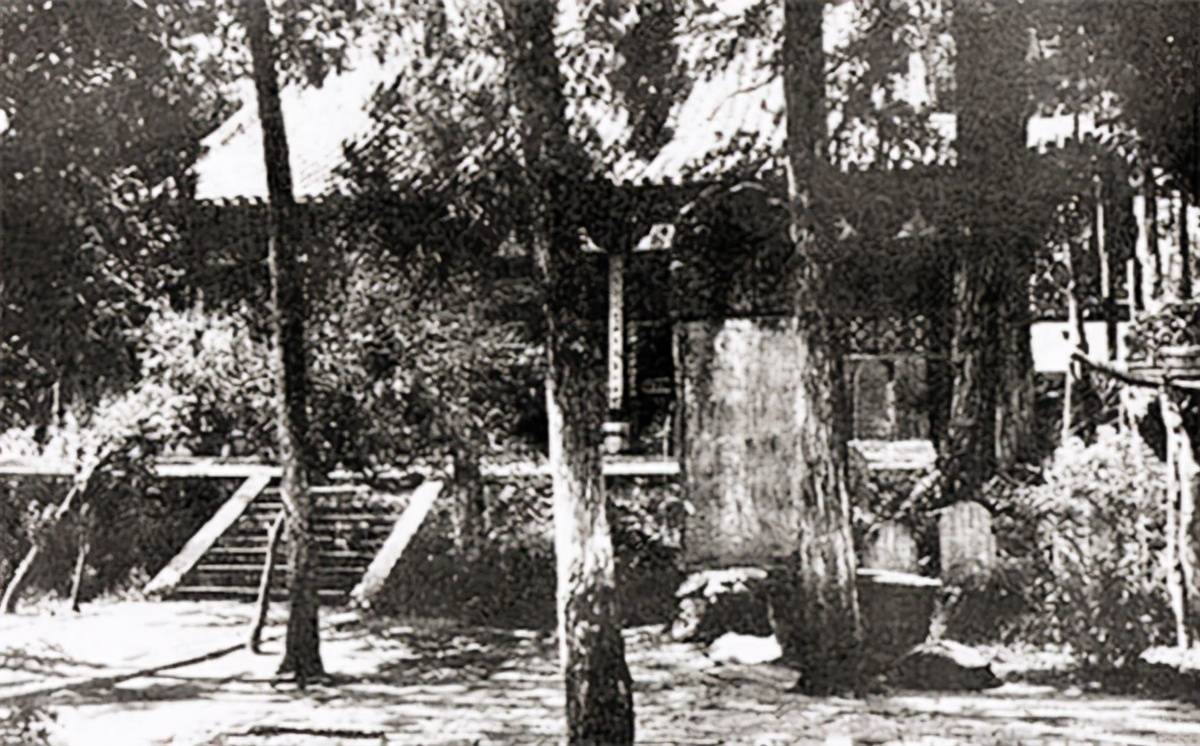 1928年，冯玉祥火烧少林寺，他为什么要公然与佛家寺庙过不去