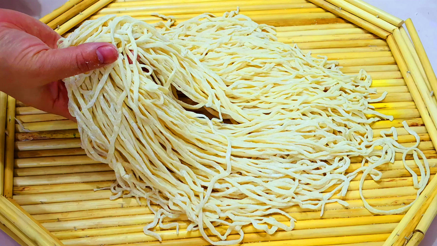 原创正月十七人日牢记2吃2做1不碰寓意祈福纳吉平安顺遂