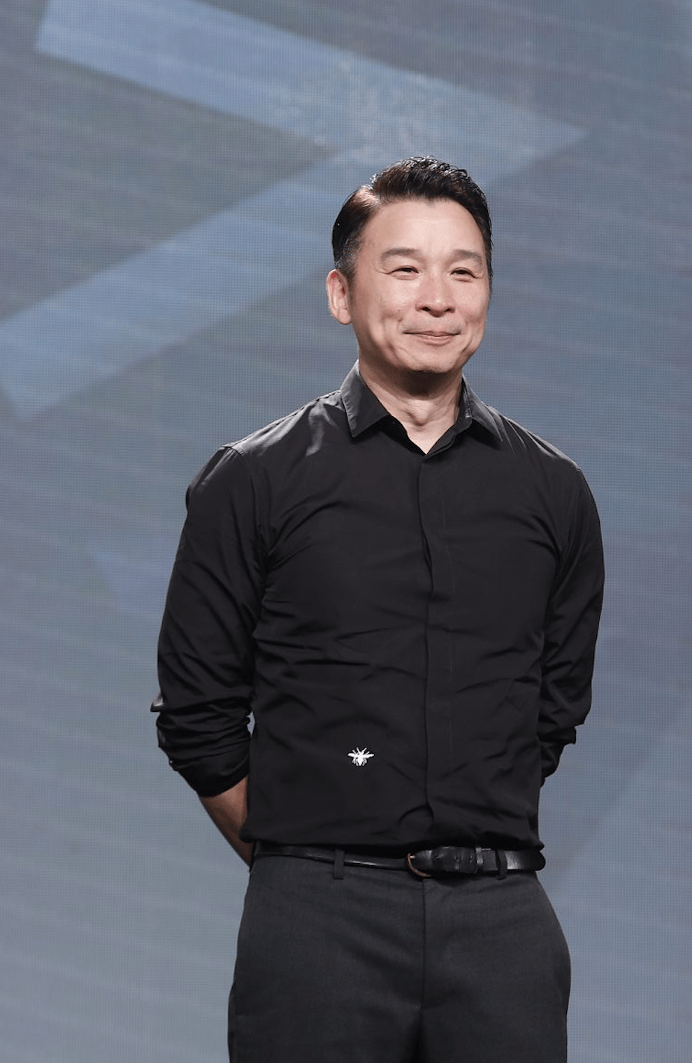 原创张惠妹52岁经纪人陈镇川做父亲结婚半年获麟儿与丈夫共同抚养