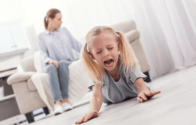 孩子任性不听话妈妈怎么说都没有用3个方法来解救你