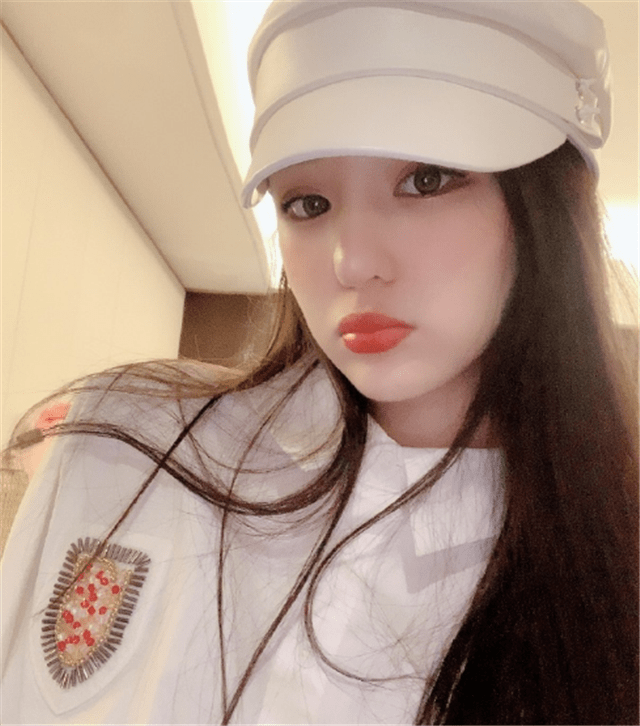 奥咪咪自曝曾离开过uzi,最后反而是她自己受不了,主动回来想和好_什么