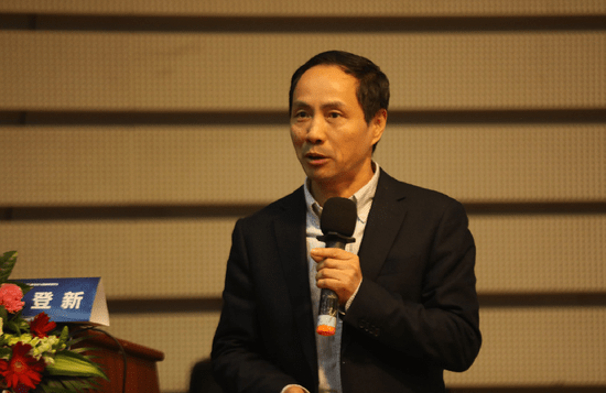 原董登新:房地产的财富效应让中国人觉得“养老”做不到。这个概念是非常错误的