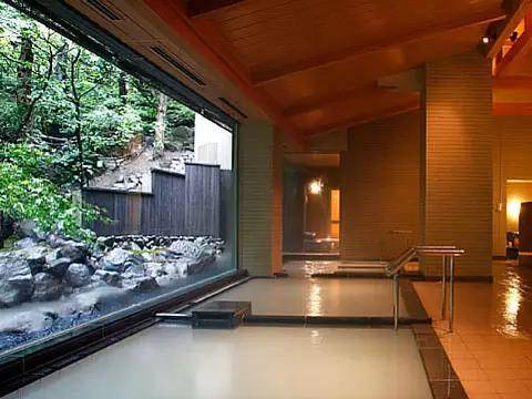 日本最具和风气息的15家顶级温泉酒店 一个比一个高逼格 旅馆