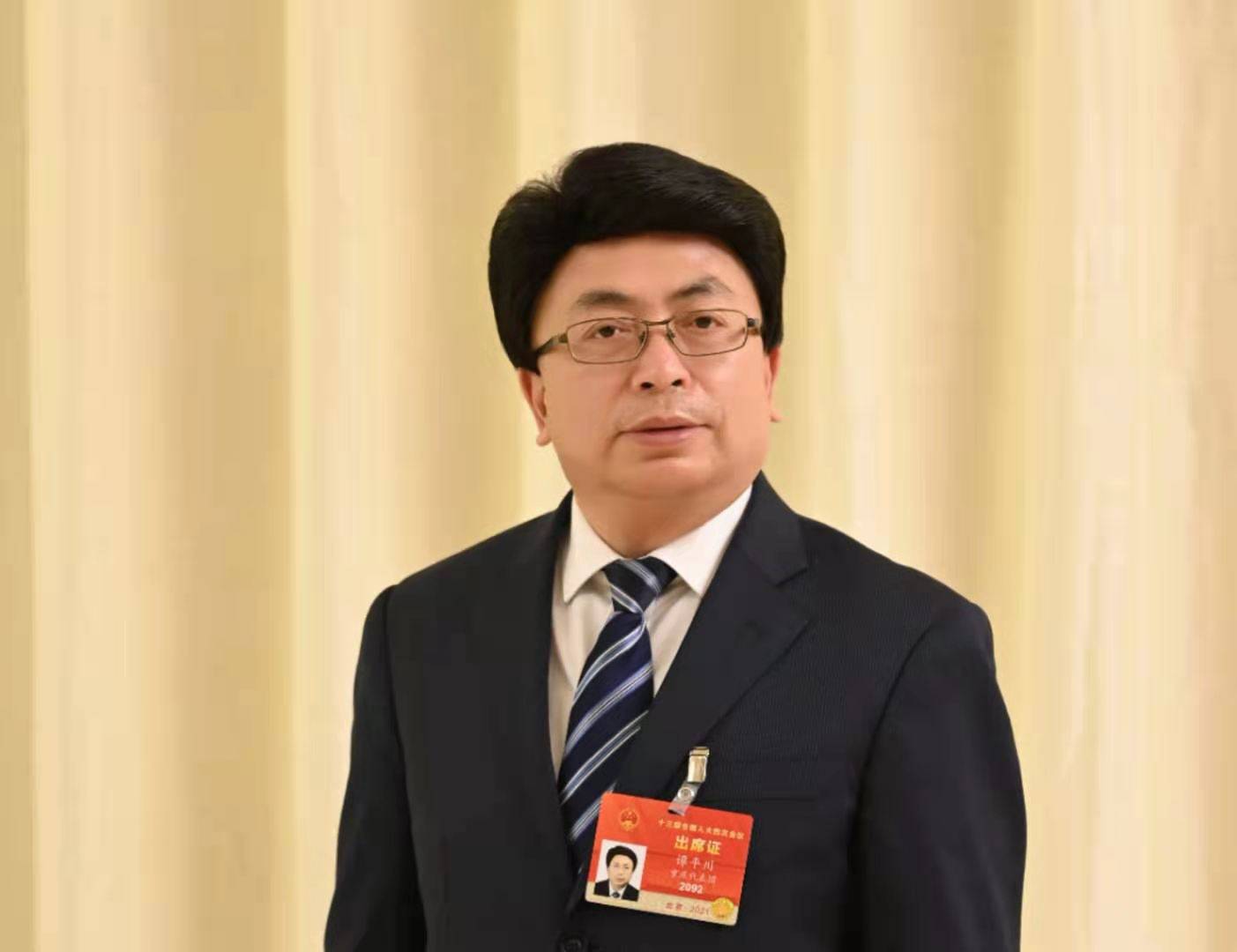 聚焦两会全国人大代表谭平川空港型物流枢纽亟待弥补西部空白