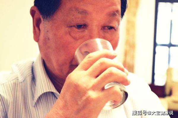 怎么才能让自己快速排尿 323b1eebfc4b448d8c61acf1761d93db.jpeg