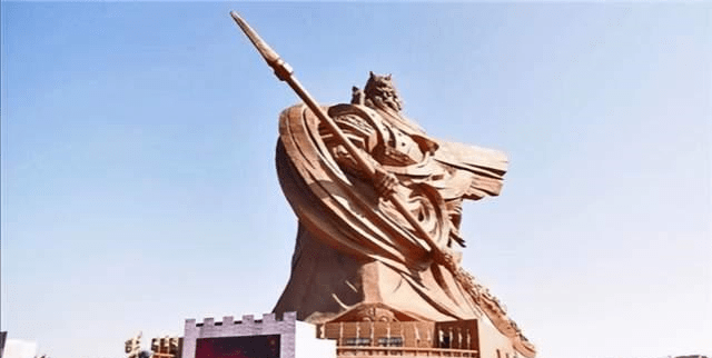 荆州花15亿建世界最大关公像，占地228亩、高58米，如今想拆除