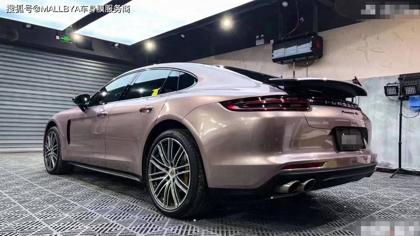 保时捷panamera 4s改色冰莓粉 真的甜美与高冷相遇的效果
