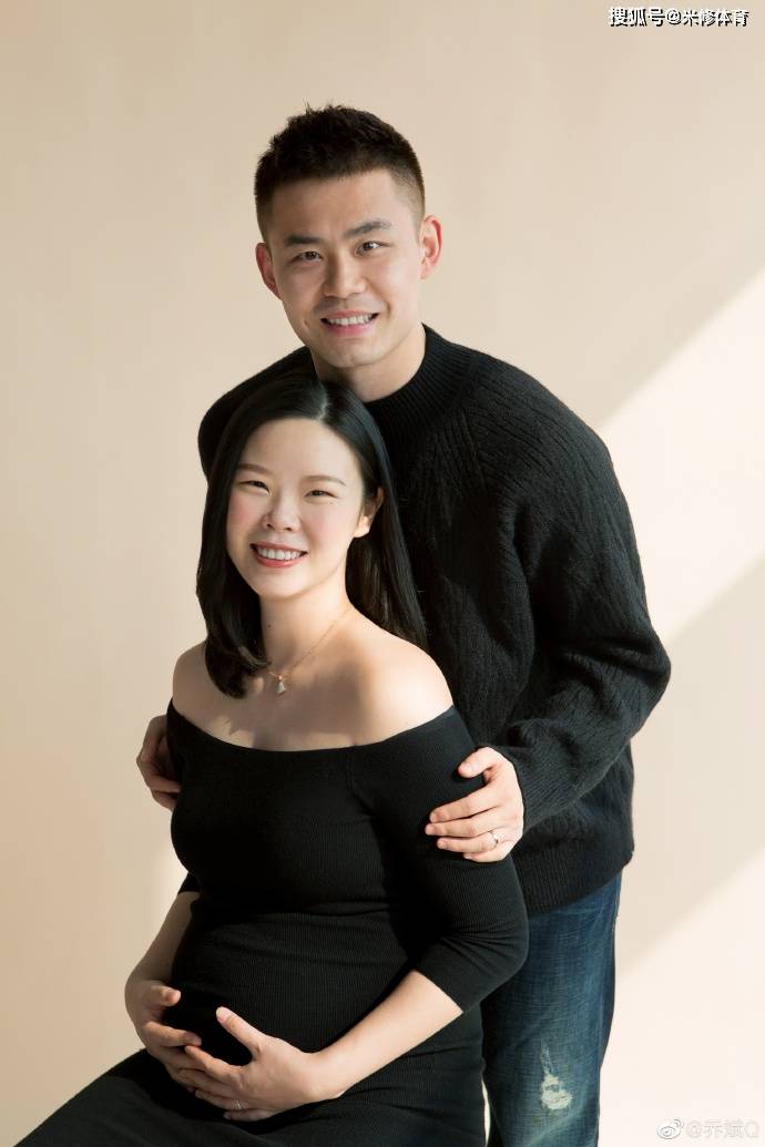 原创羽毛球奥运冠军李雪芮怀孕老公正忙于国家队集训