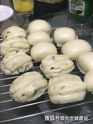 吃馒头下什么菜好吃 c6d2f8d500834030a27346d4cb948a15.jpeg