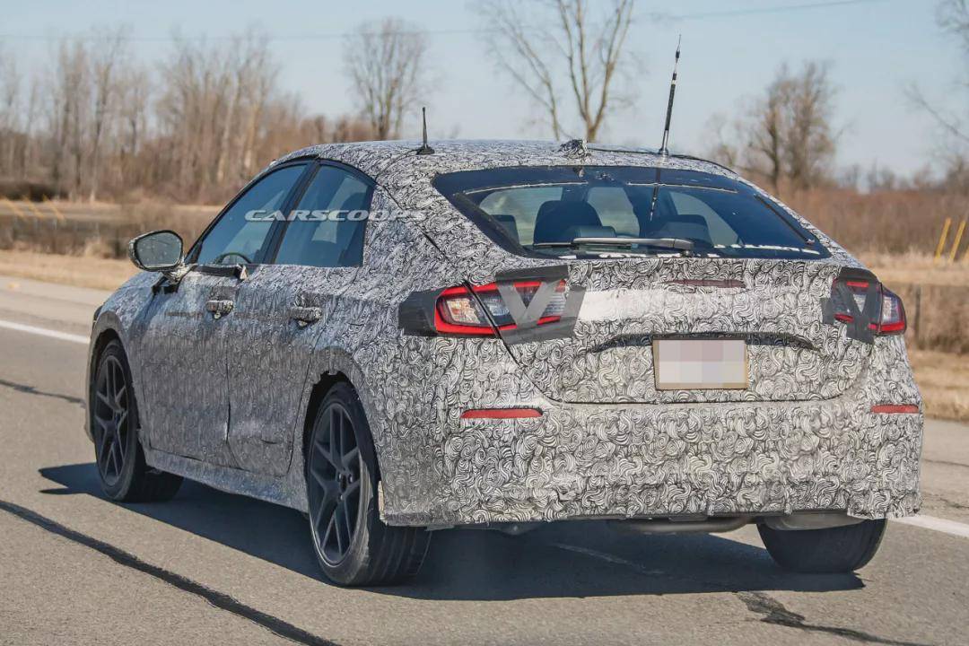 掀背造型吸睛全新本田思域谍照曝光最新内饰设计科技感十足